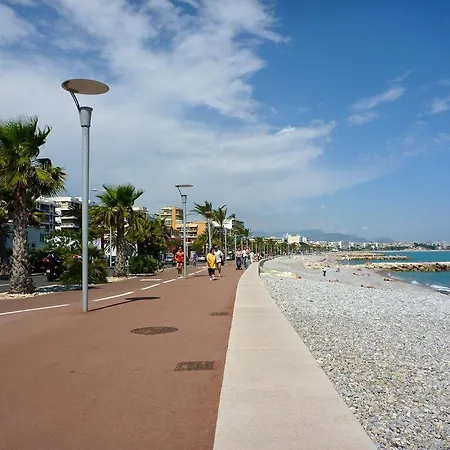 Renove - Double - Parking - Climatisation - 10 Min De La Cagnes-sur-Mer